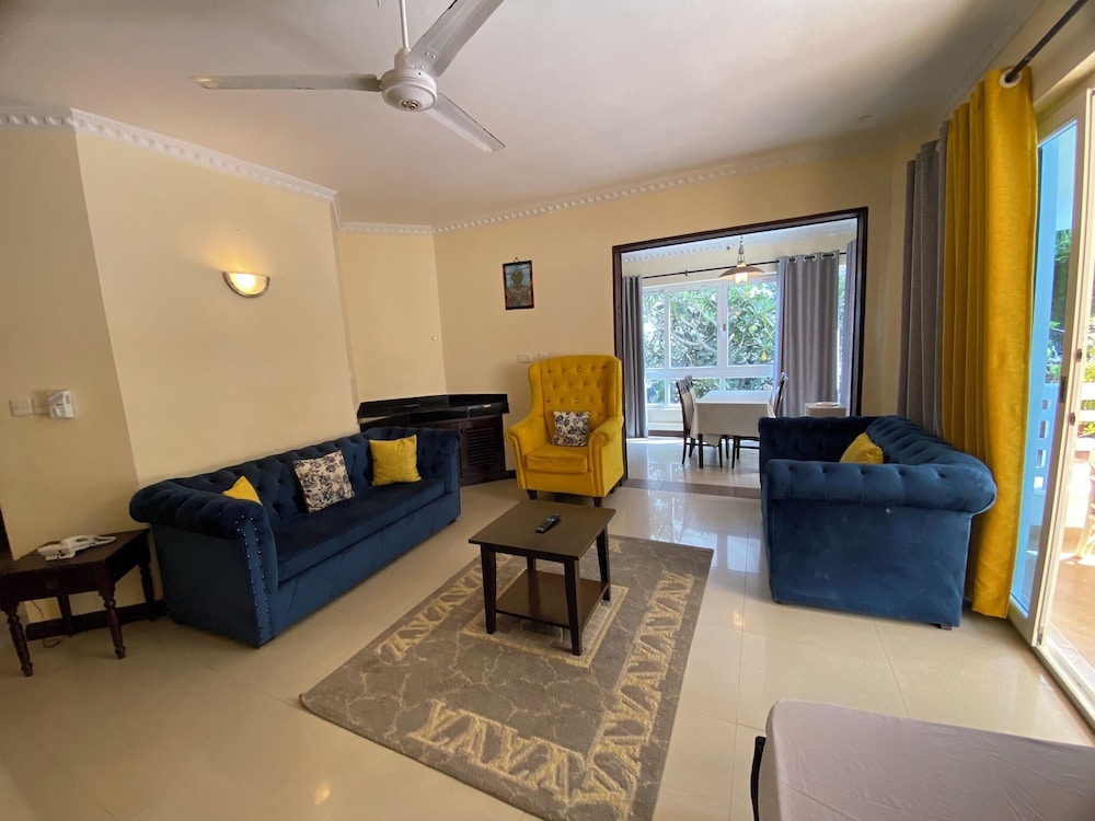 Sunrise Resort Apartments & Spa 35/50