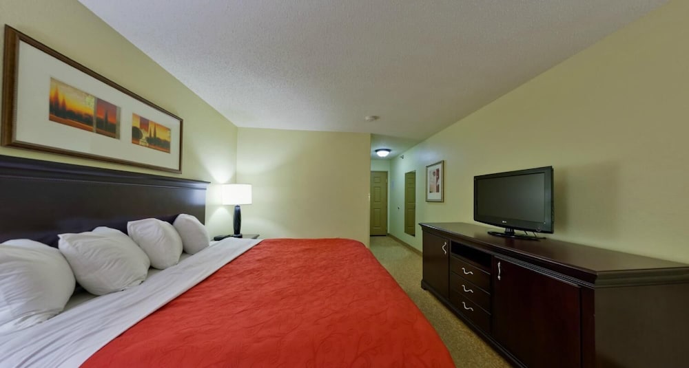 Country Inn & Suites by Radisson, Marion 43/64