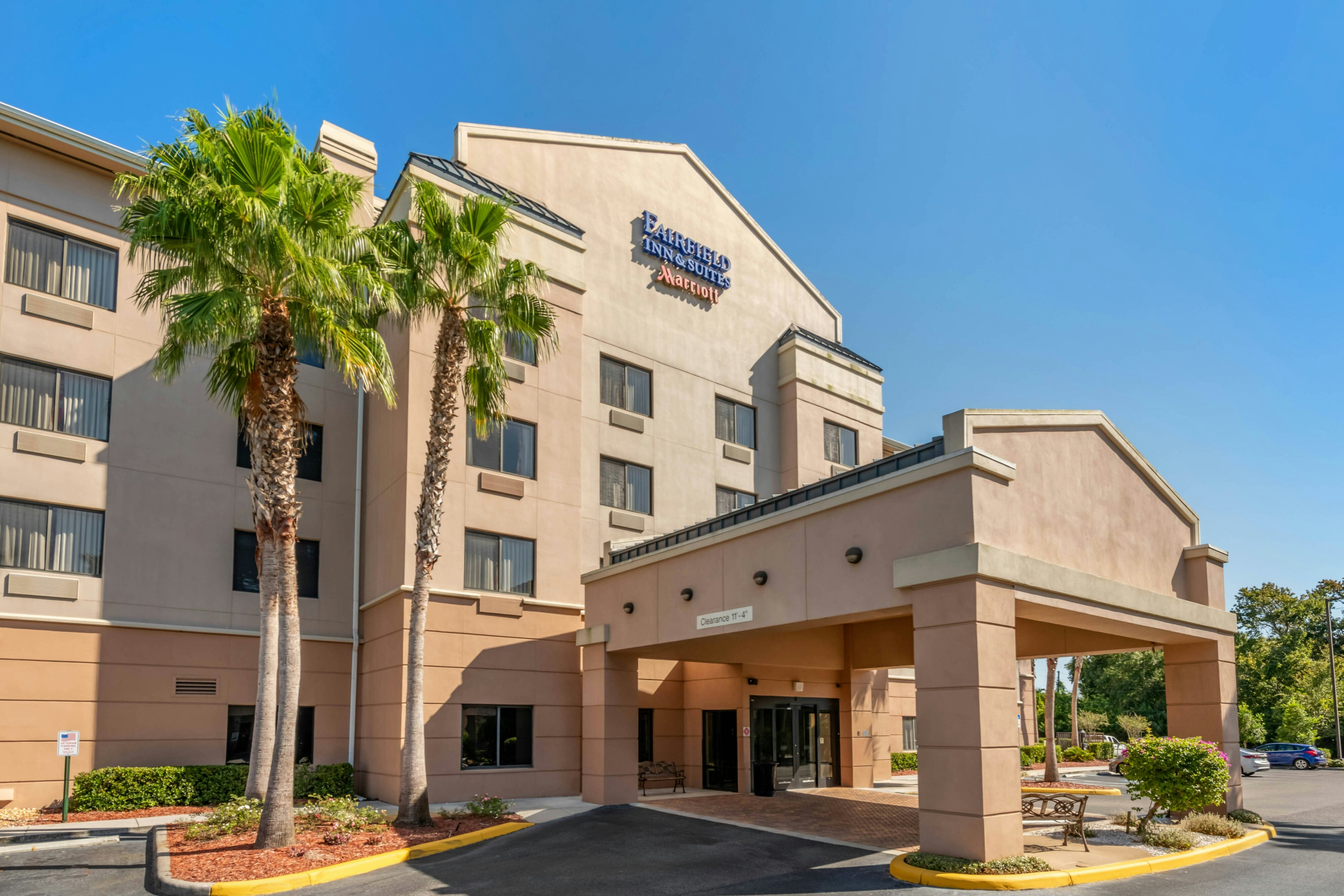 Fairfield Inn Suites Holiday Tarpon Springs 8/11