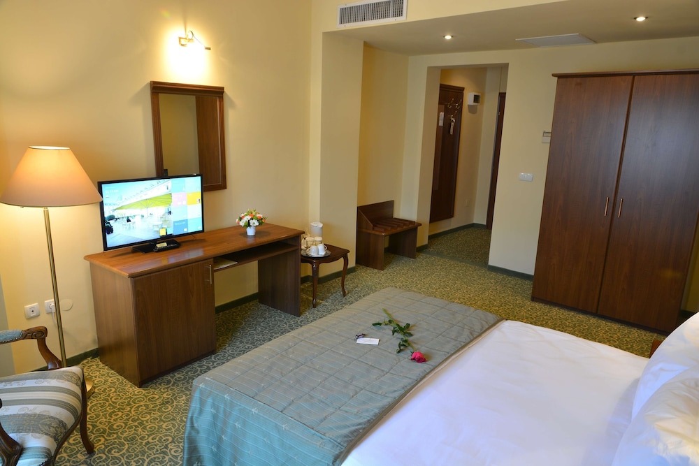 Hotel Central Ploiesti 25/69