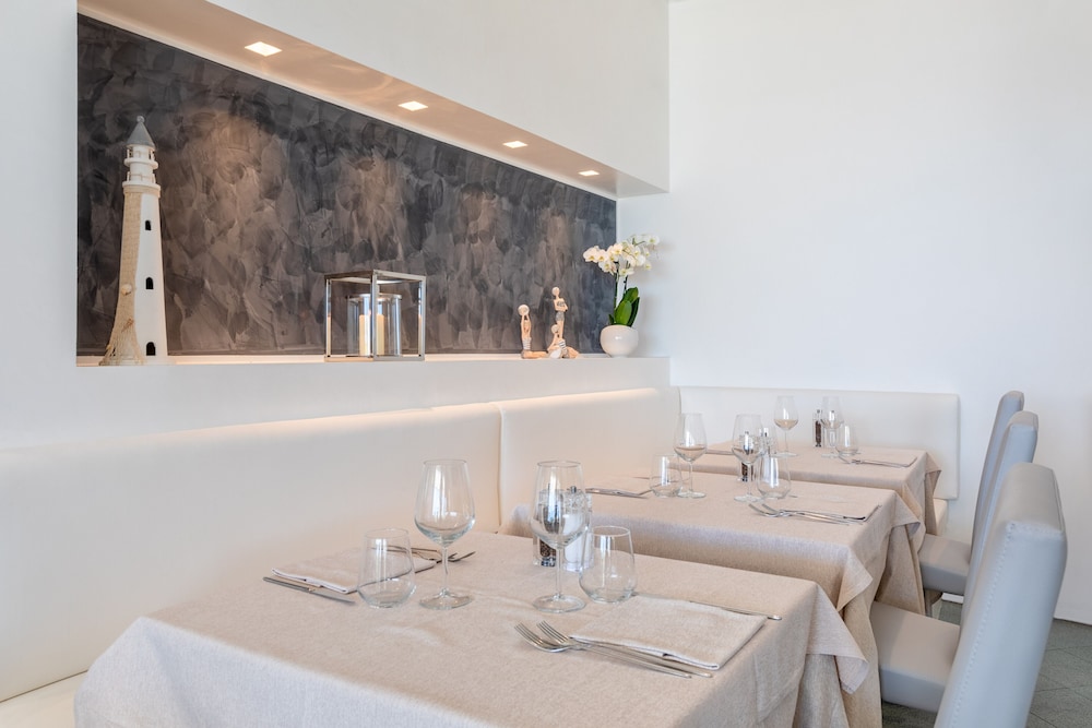 Hotel Sanremo 42/55