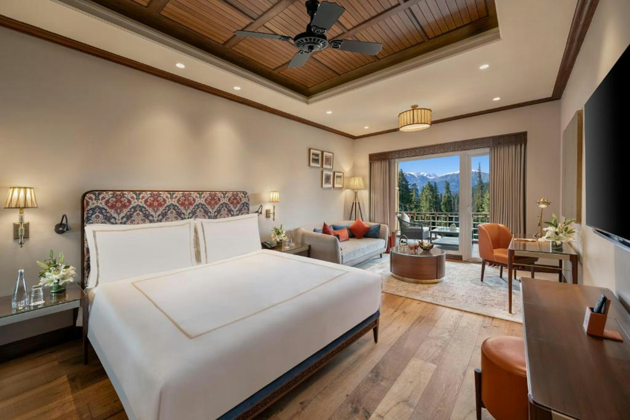 غرفة فاخرة بشرفة، The Khyber Himalayan Resort & Spa 2/4