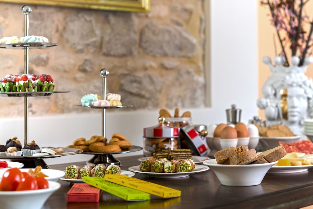 A.D.1768 Boutique Hotel 37/50