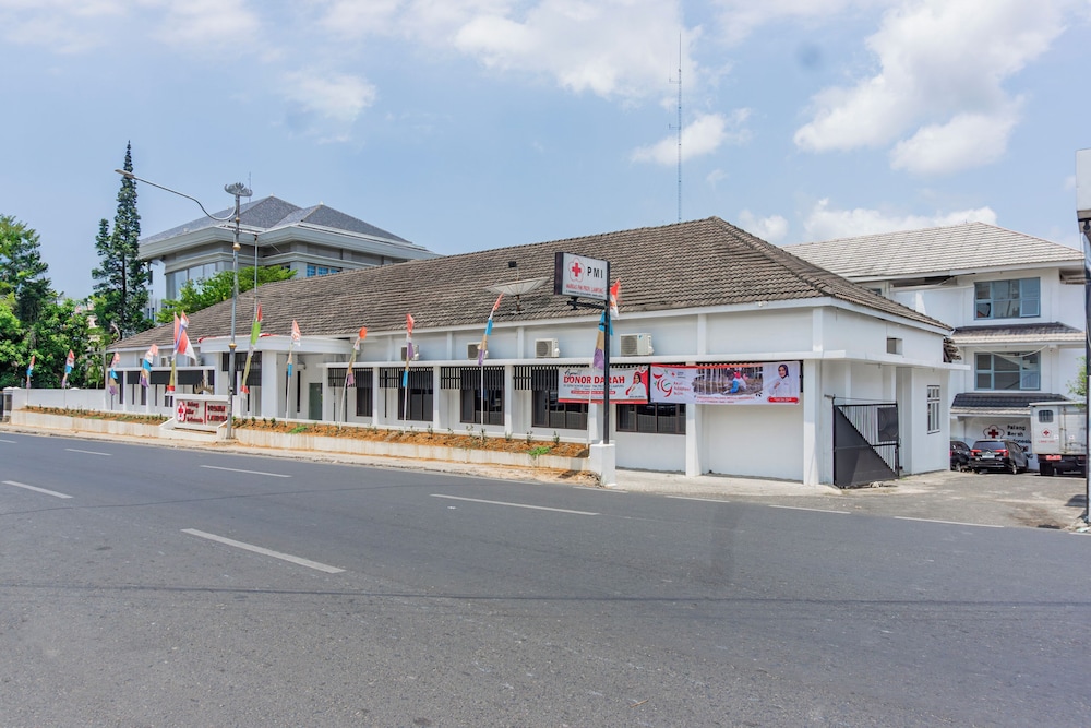 Hotel O Teluk Betung Near Bank Indonesia Formerly Wisma Pmi 34/36