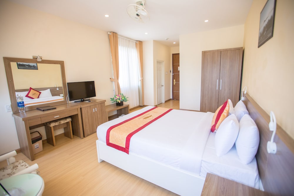 Nice Dream Hotel 30/70