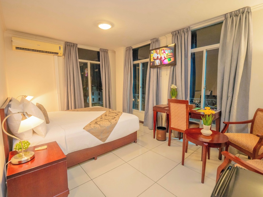 Hotel Palacio 15/50
