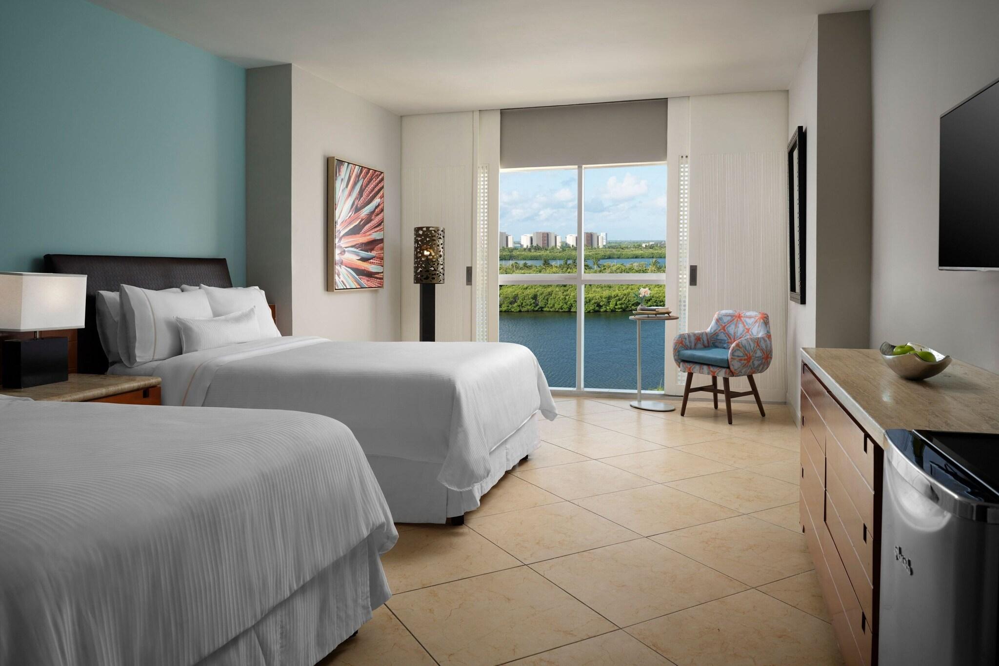 Room, Lagoon View