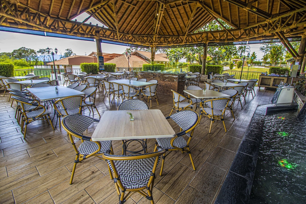 Hotel Campestre Las Camelias 50/71