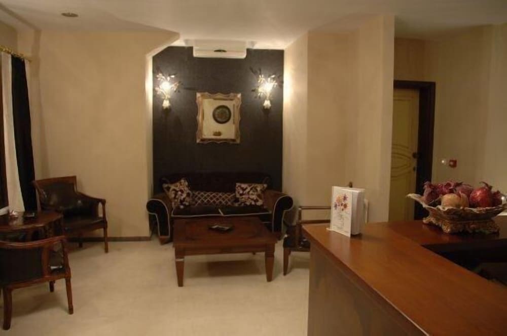 Epavlis Meteora Suites 8/18