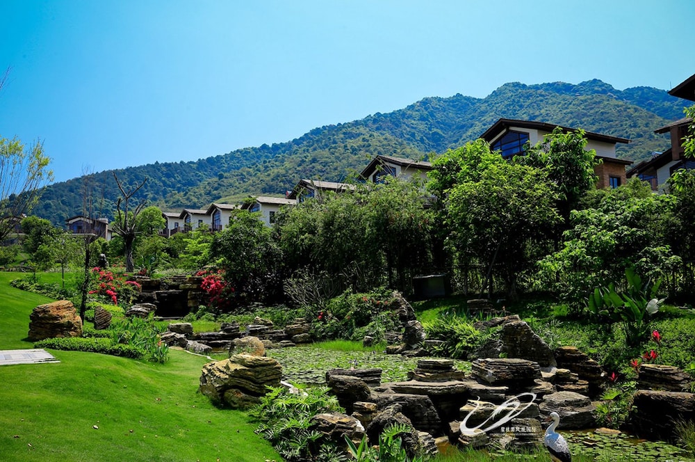 Country Garden Holiday Hot Spring Hotel 32/50