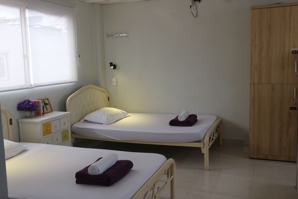 Long Hostel 20/39