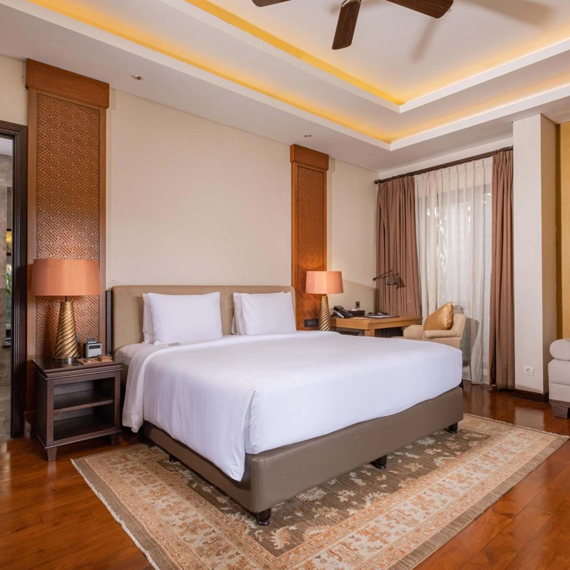 2 Bedrooms, Pool, Villa, King and Twin Beds