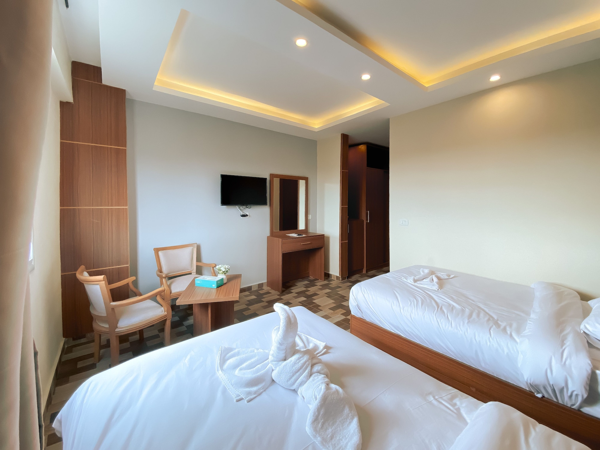 ROOM, TWIN BEDS, GARDEN VIEW