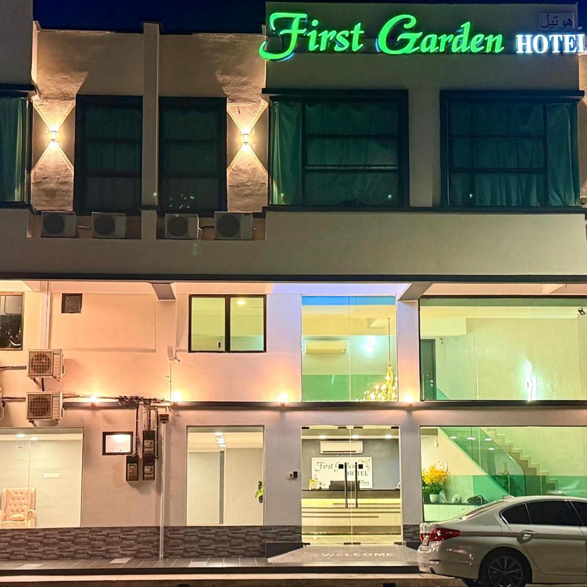 OYO 44043 First Garden Hotel in KUANTAN