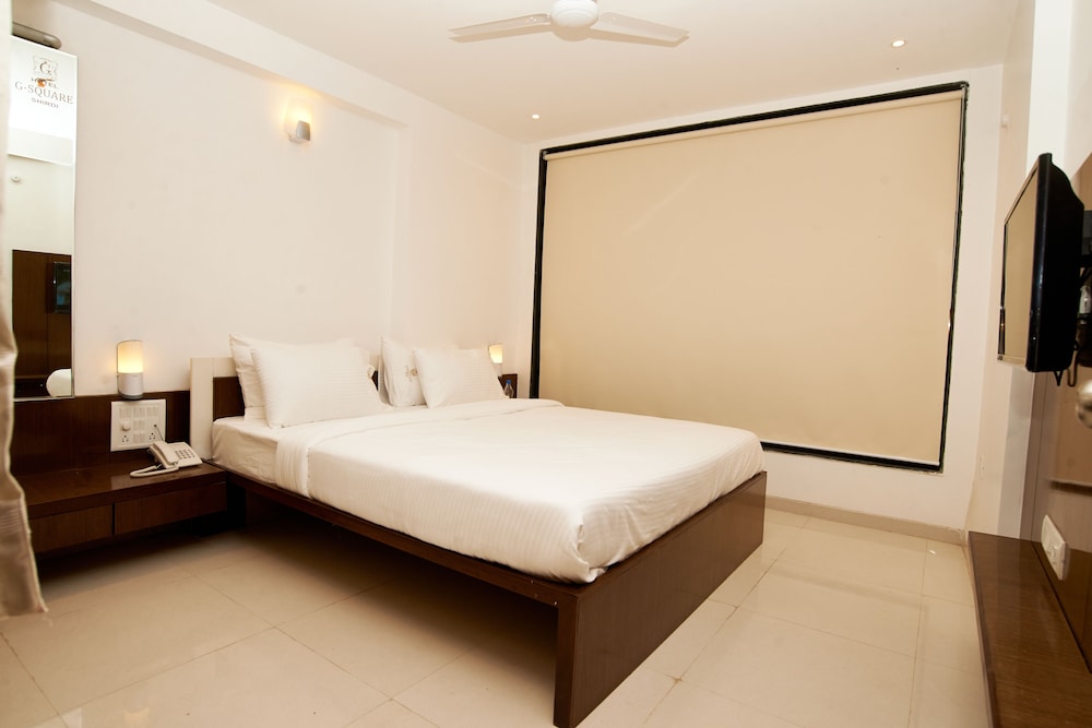 Hotel G Square 11/30