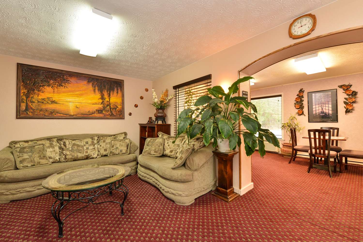 Americas Best Value Inn Heflin 14/23