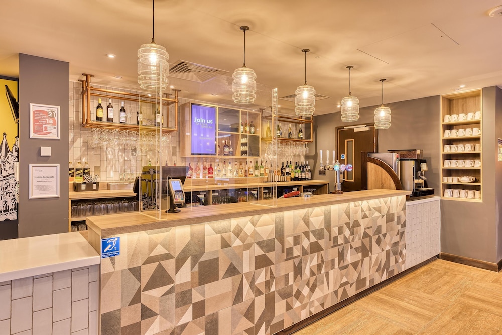 Premier Inn London Tooting hotel 33/43