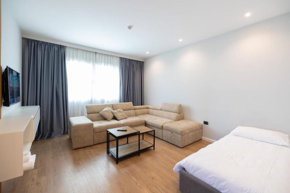 Duka Hotel 26/45
