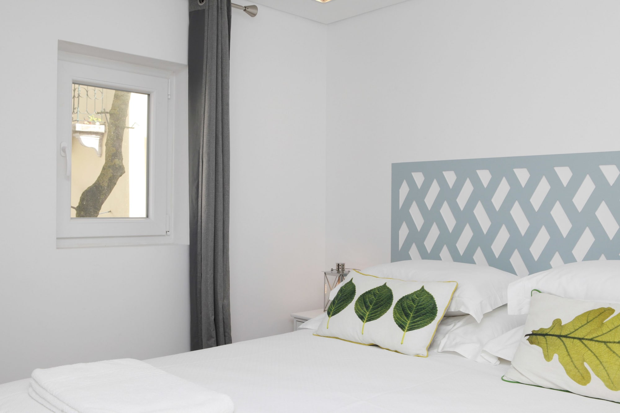 2 BEDROOMS, APARTMENT