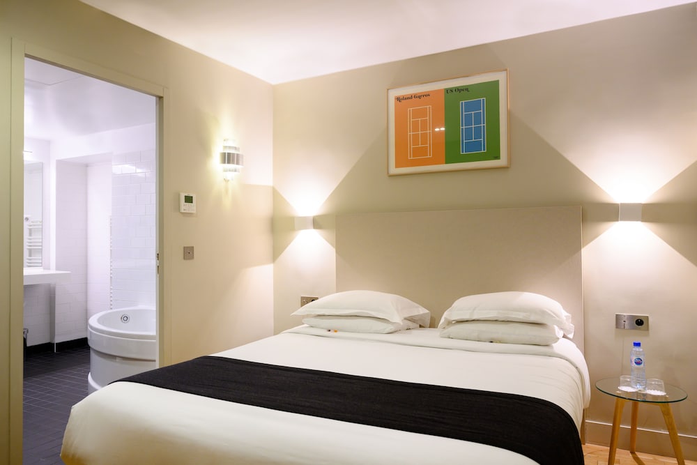 2 BEDROOMS, APARTMENT