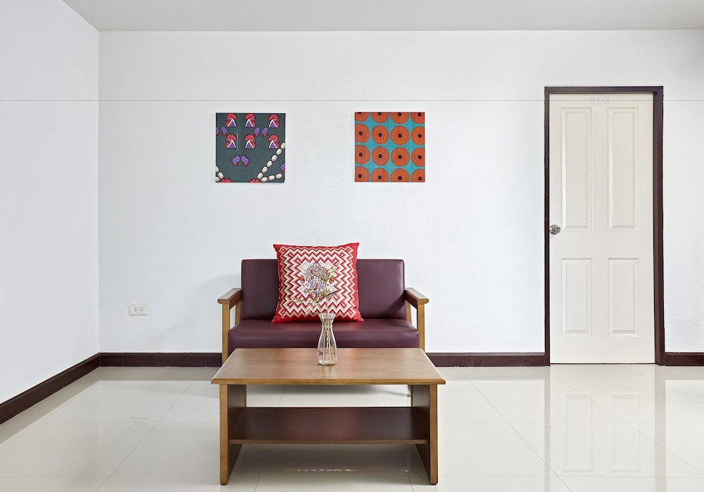 Chez Bure - Bure Homestay 46/76