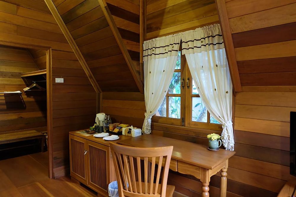 Imperial River House Resort 20/50