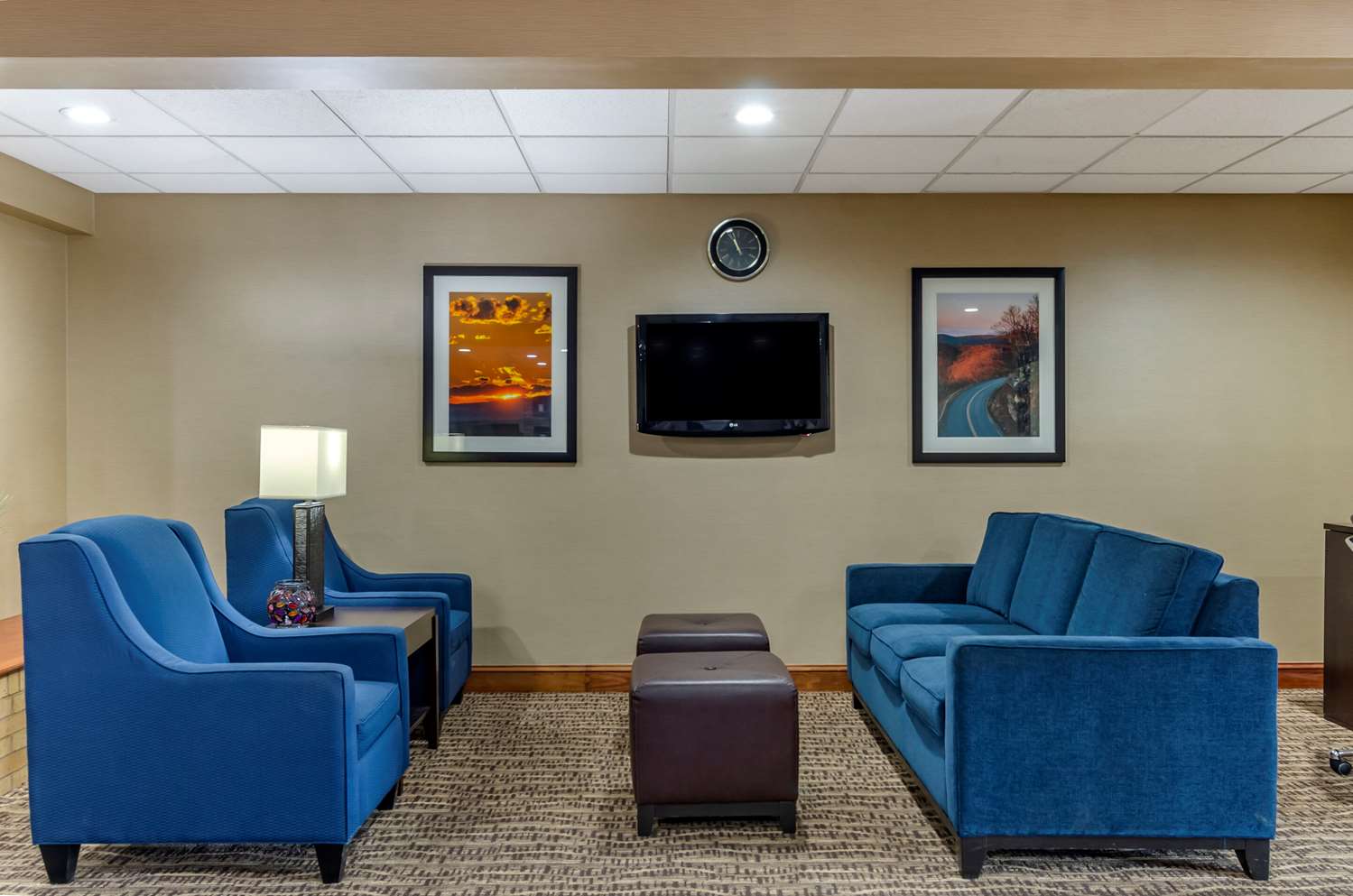 Spark by Hilton Waynesboro 6/14