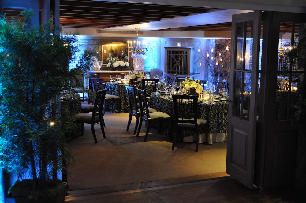 Bernards Inn 39/49