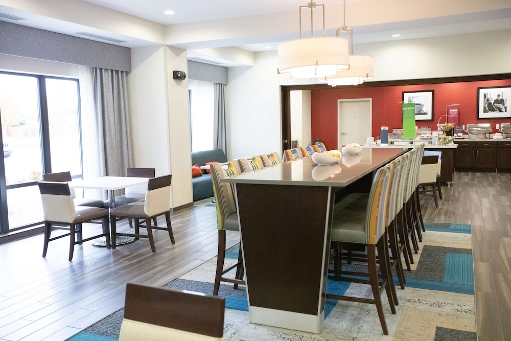 Hampton Inn And Suites Toledo 36/56