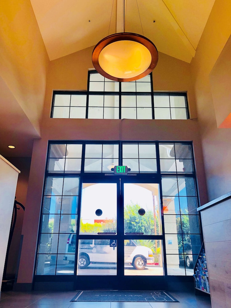 Country Inn & Suites by Radisson, San Jose International Airport, CA 14/30