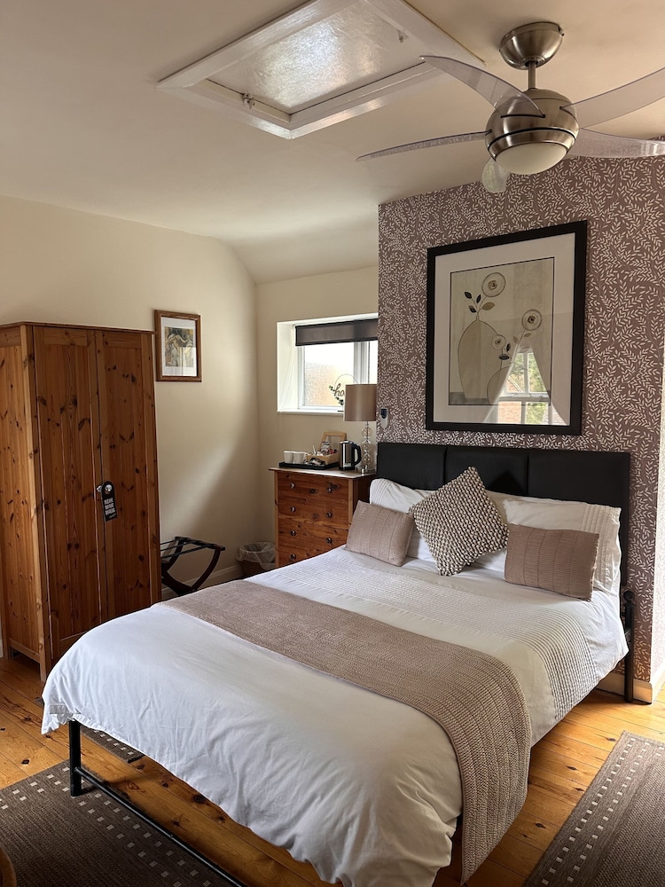 The Shakespeare Inn 7/50