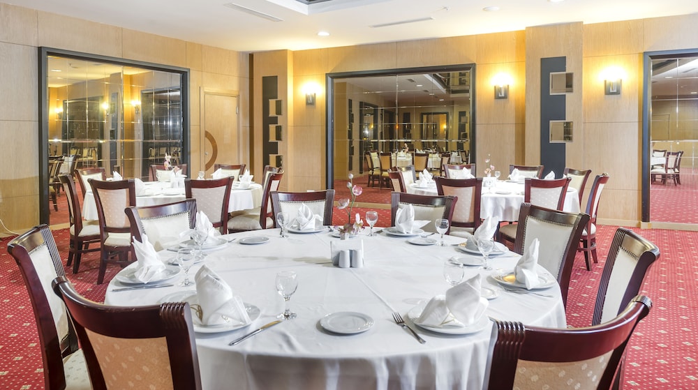 Grand Ring Hotel 48/62