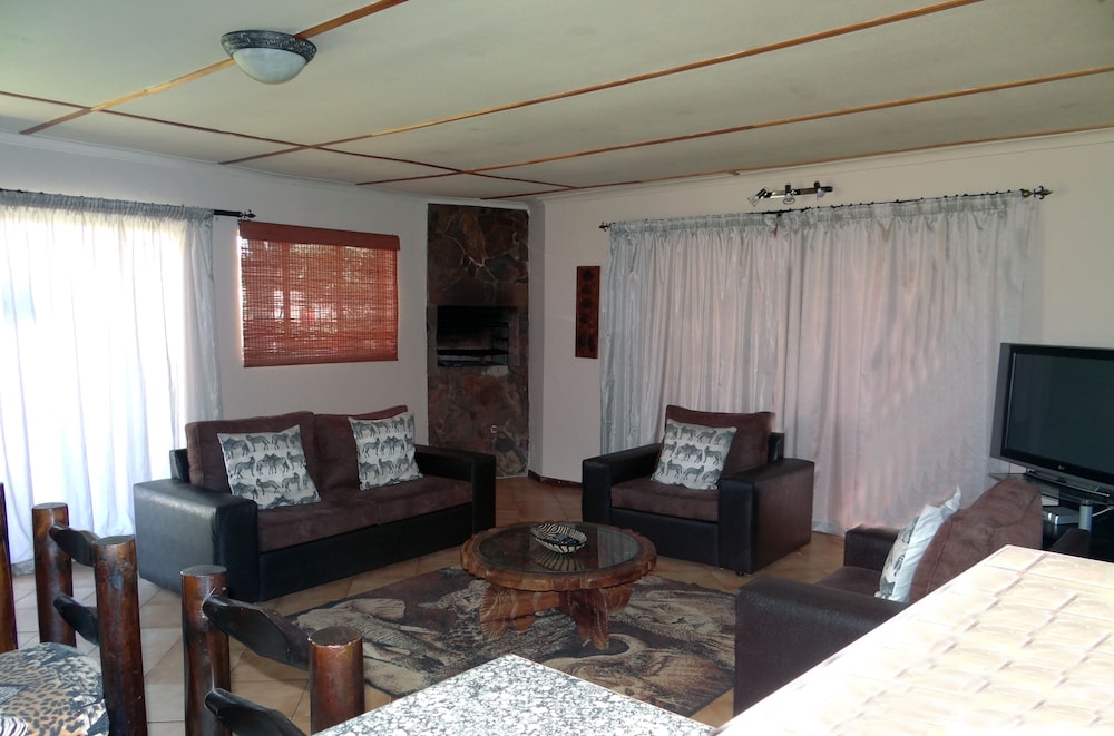 Eden Self Catering Chalets 26/50