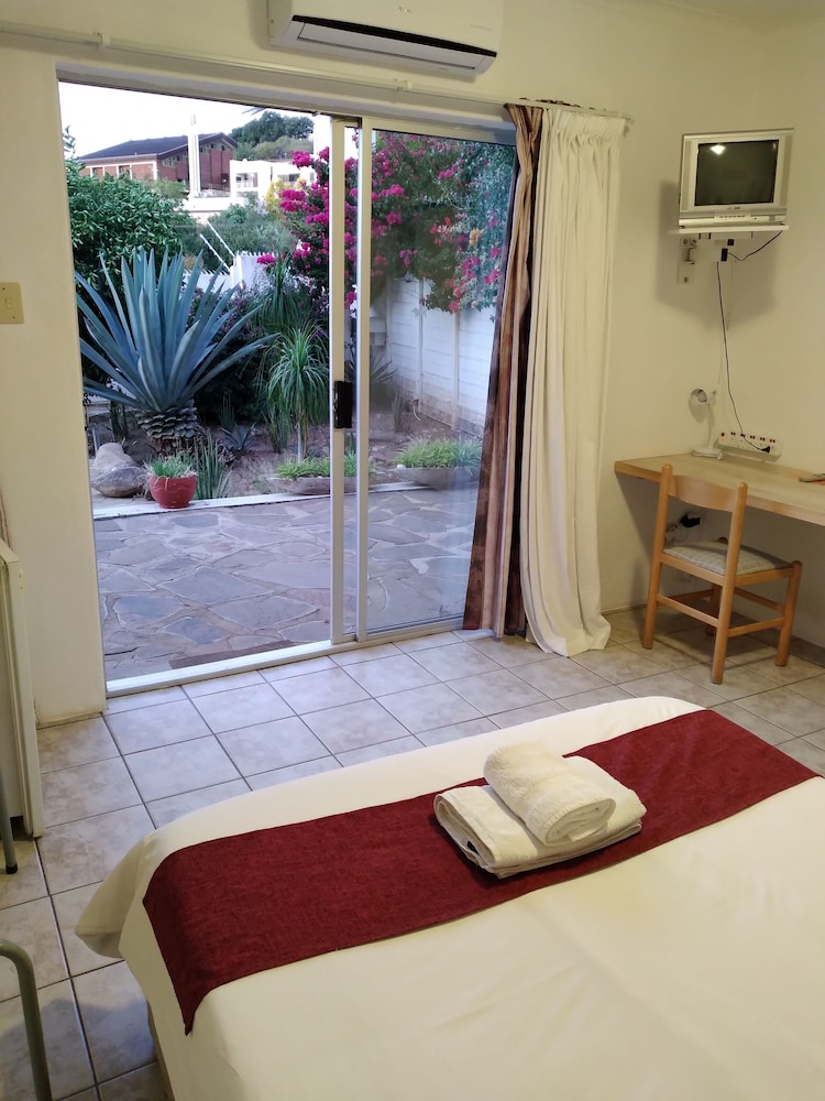 Hotel Uhland 48/75