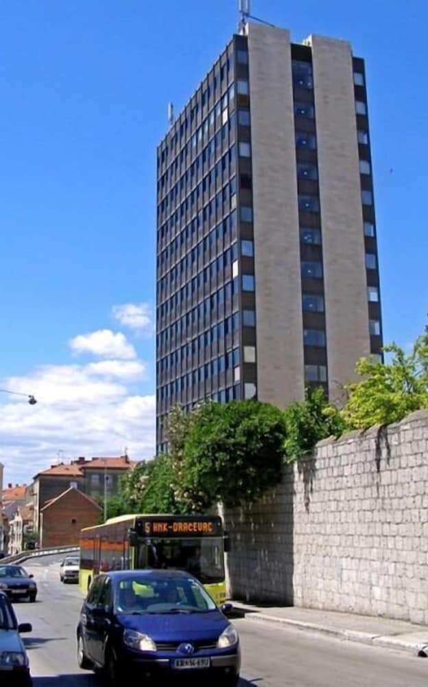 The View Luxury Rooms 63/71