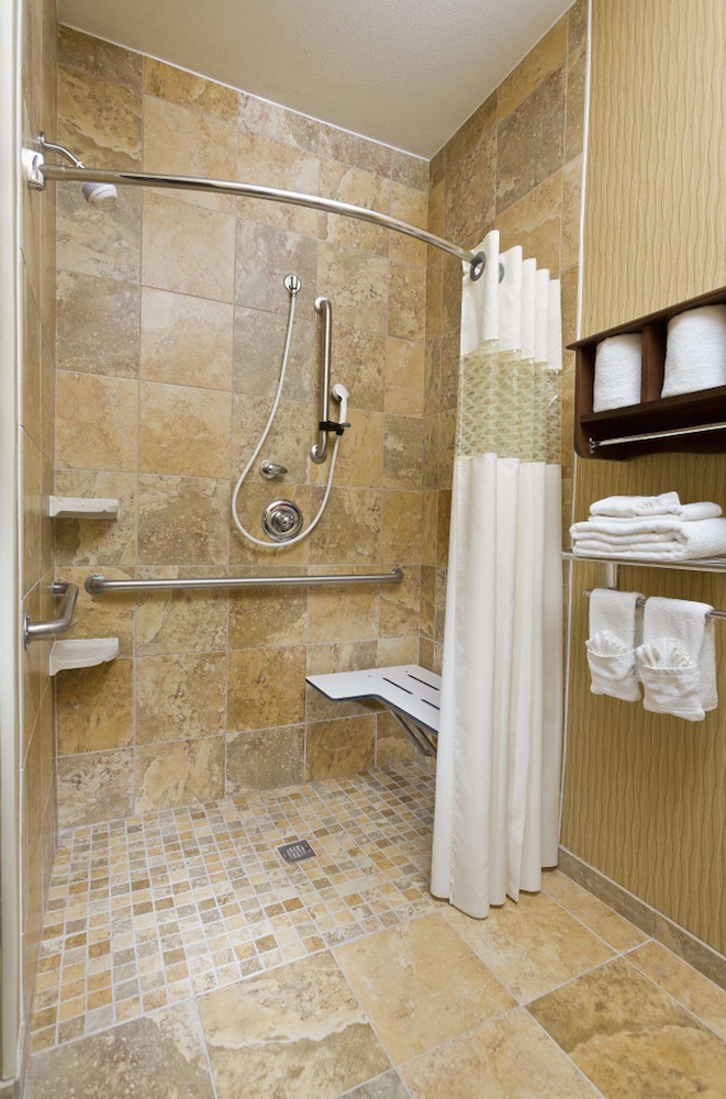 Hampton Inn San Angelo 12/36