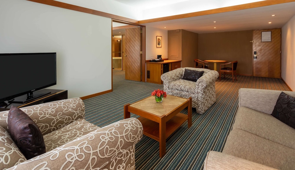 Sonesta Hotel El Olivar Lima 32/63