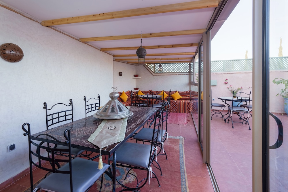 Riad Azalia 57/63