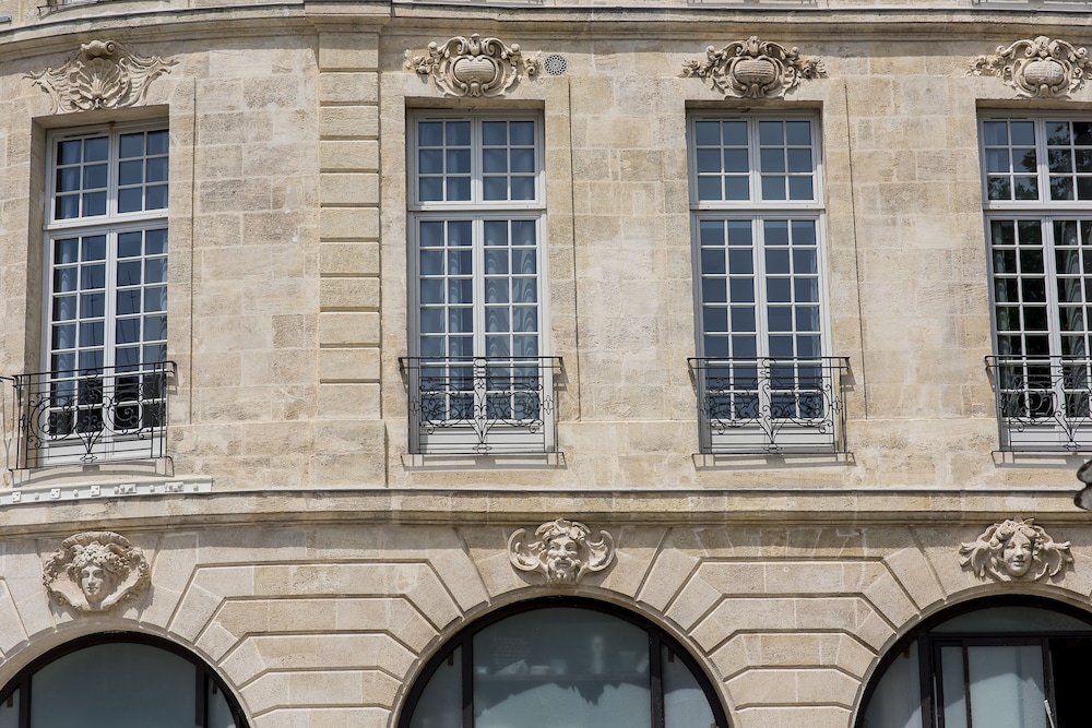 Hotel Bordeaux Clemenceau by HappyCulture in BORDEAUX