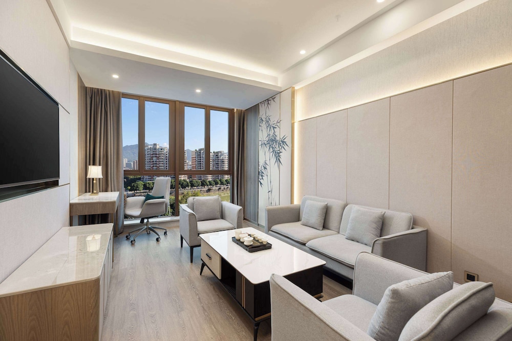 Days Hotel by Wyndham Quanzhou Yongchun 18/25