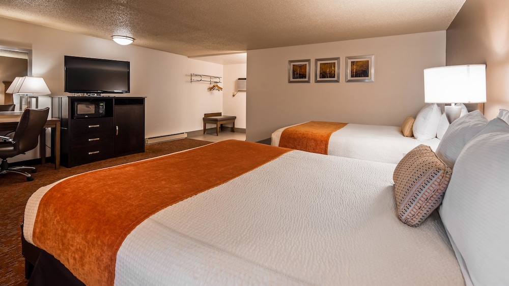 Best Western Paradise Inn 4/19