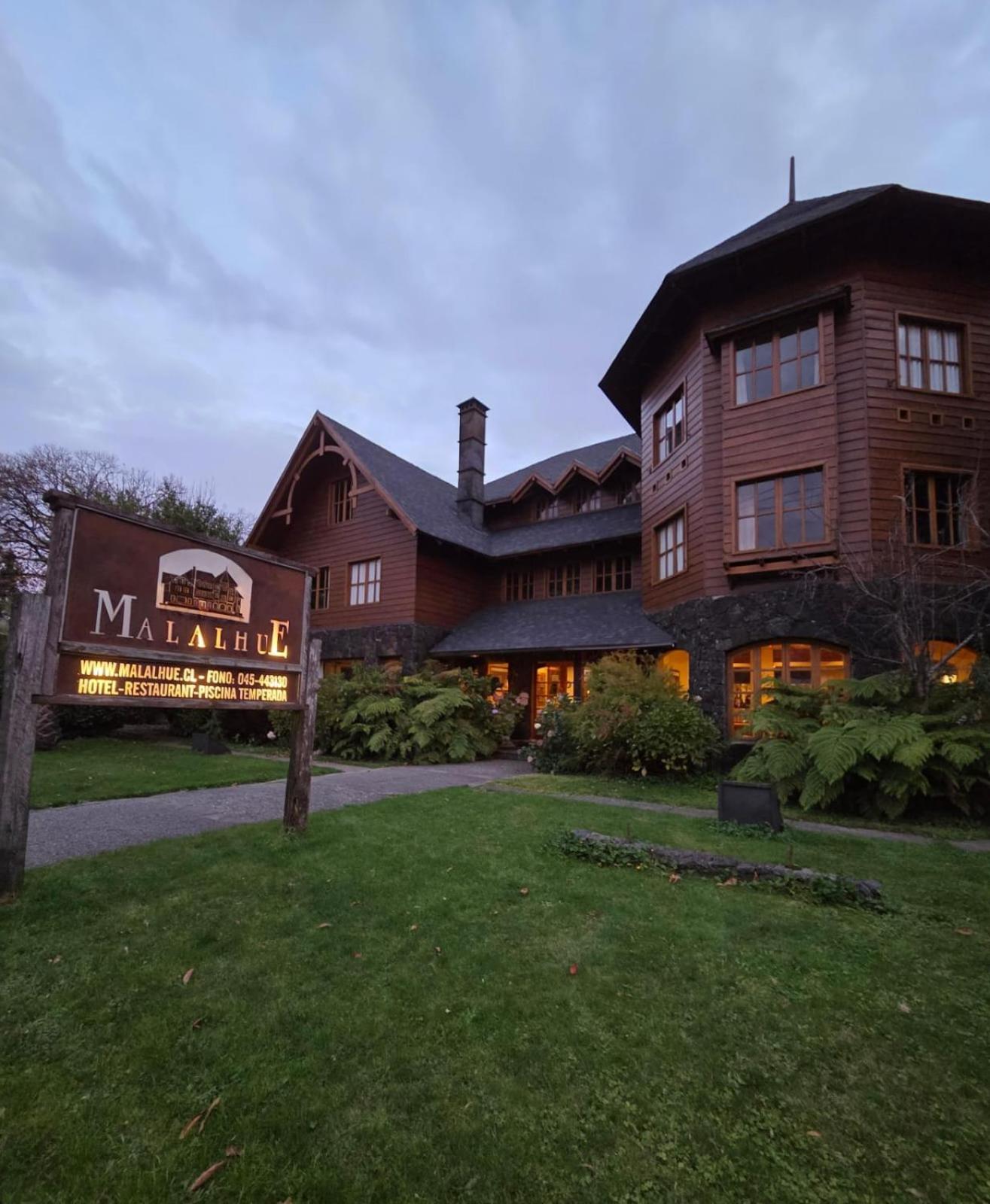 Malalhue Hotel 44/50
