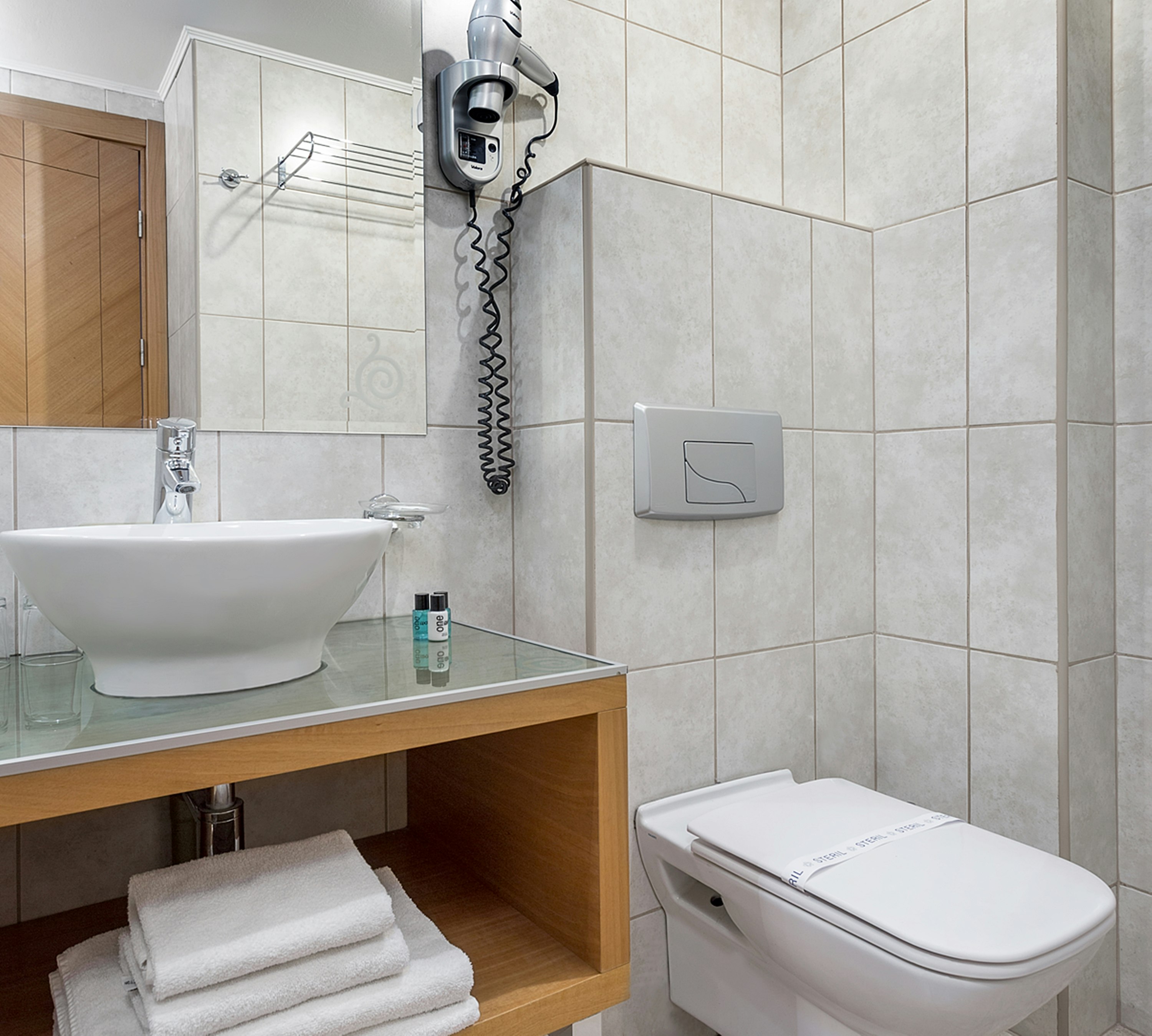 Marmara Hotel 41/46