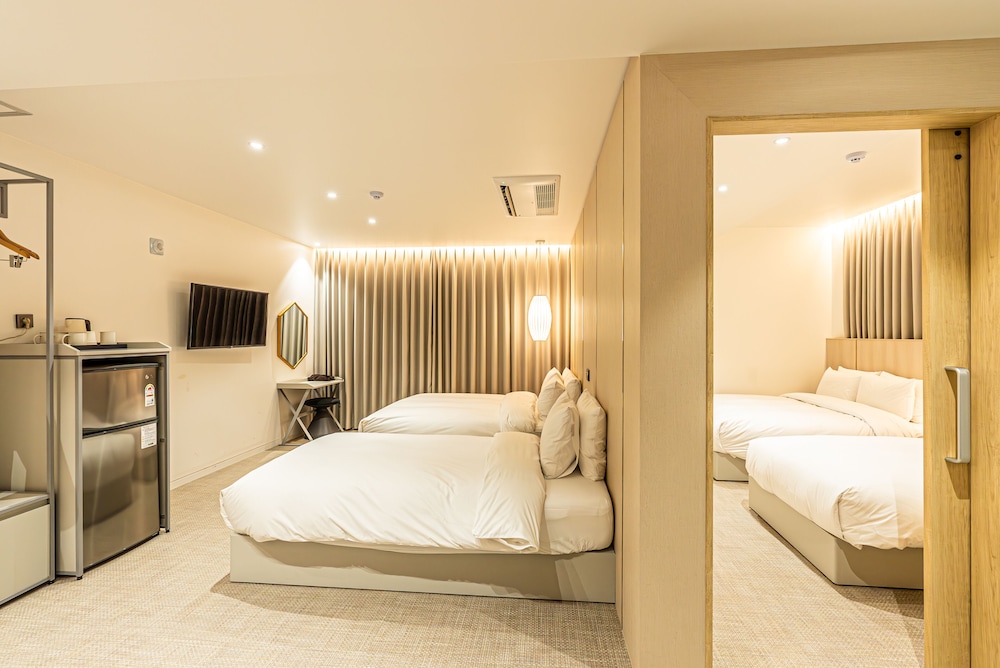 Hotel the Grang Seogwipo 13/55