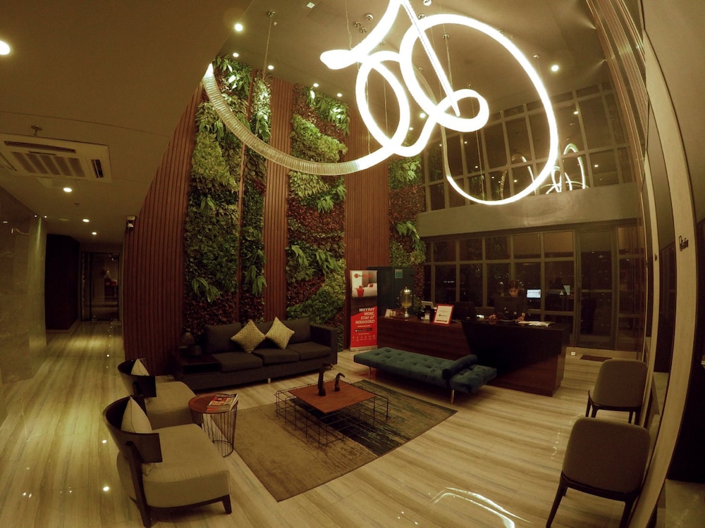 Pacific Skyloft Hotel 47/66