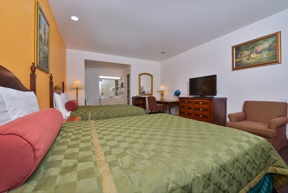 Americas Best Value Inn Suites Joshua Tree National Park 17/40