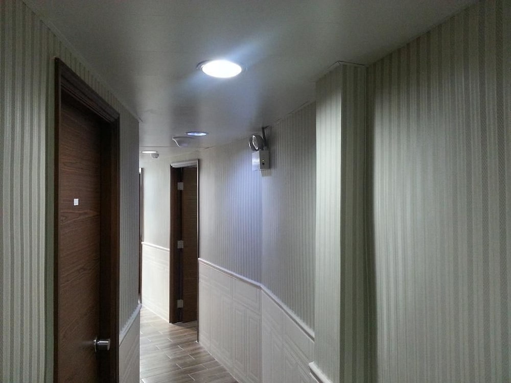 K & B Hostel 34/64