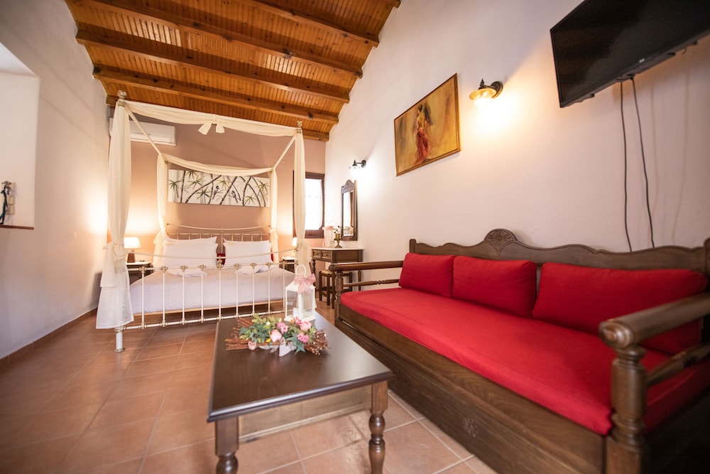 Hovolo Hotel Apartments 19/50