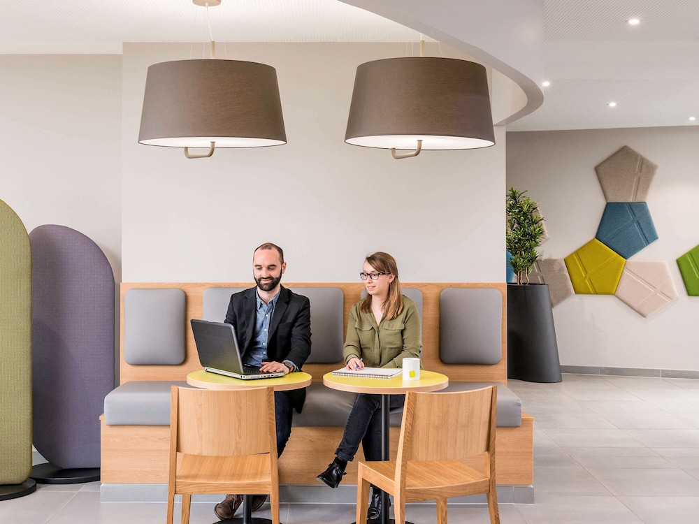 Adagio Access Colombes La Defense 53/55