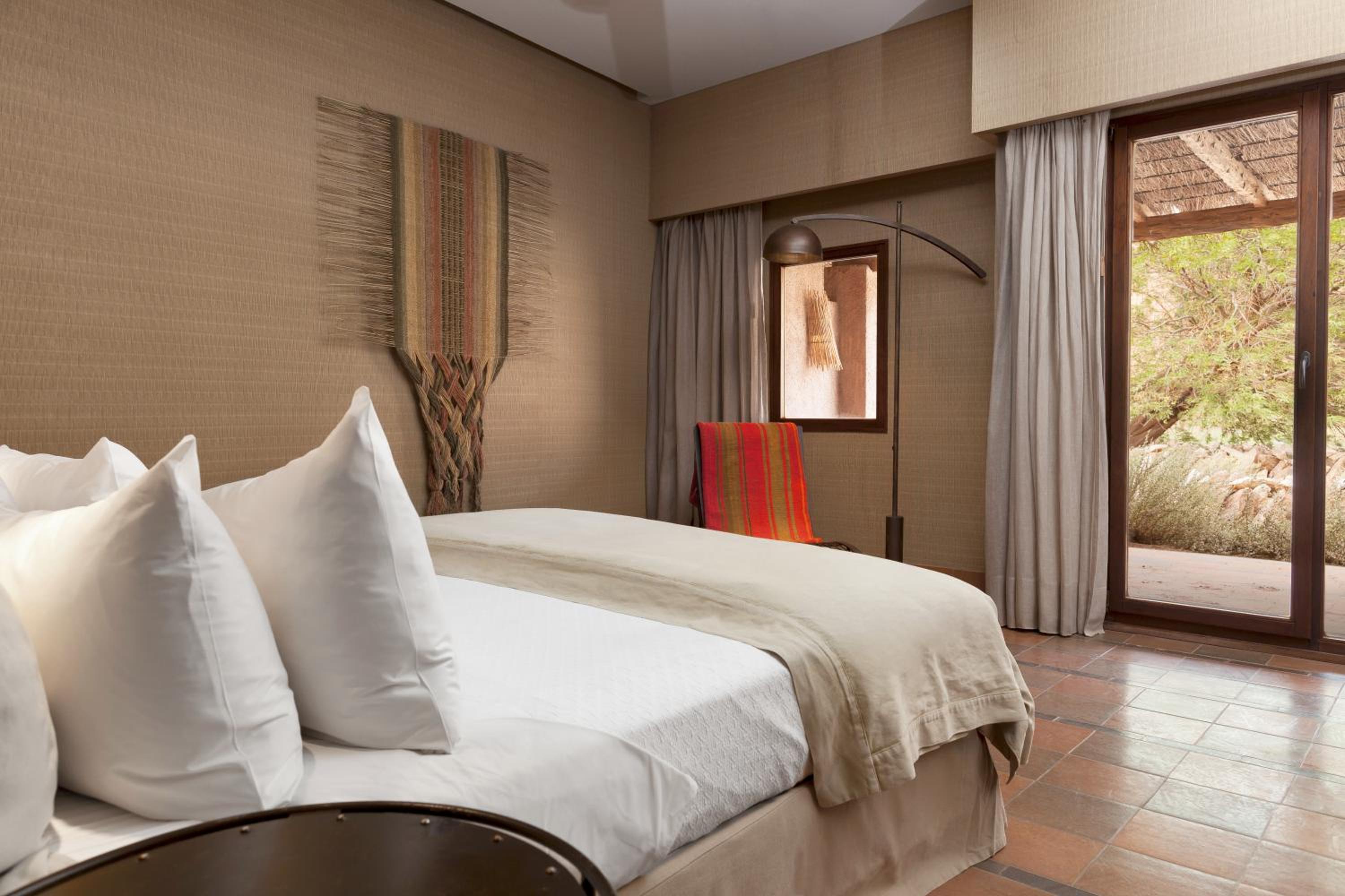 Room, King Bed